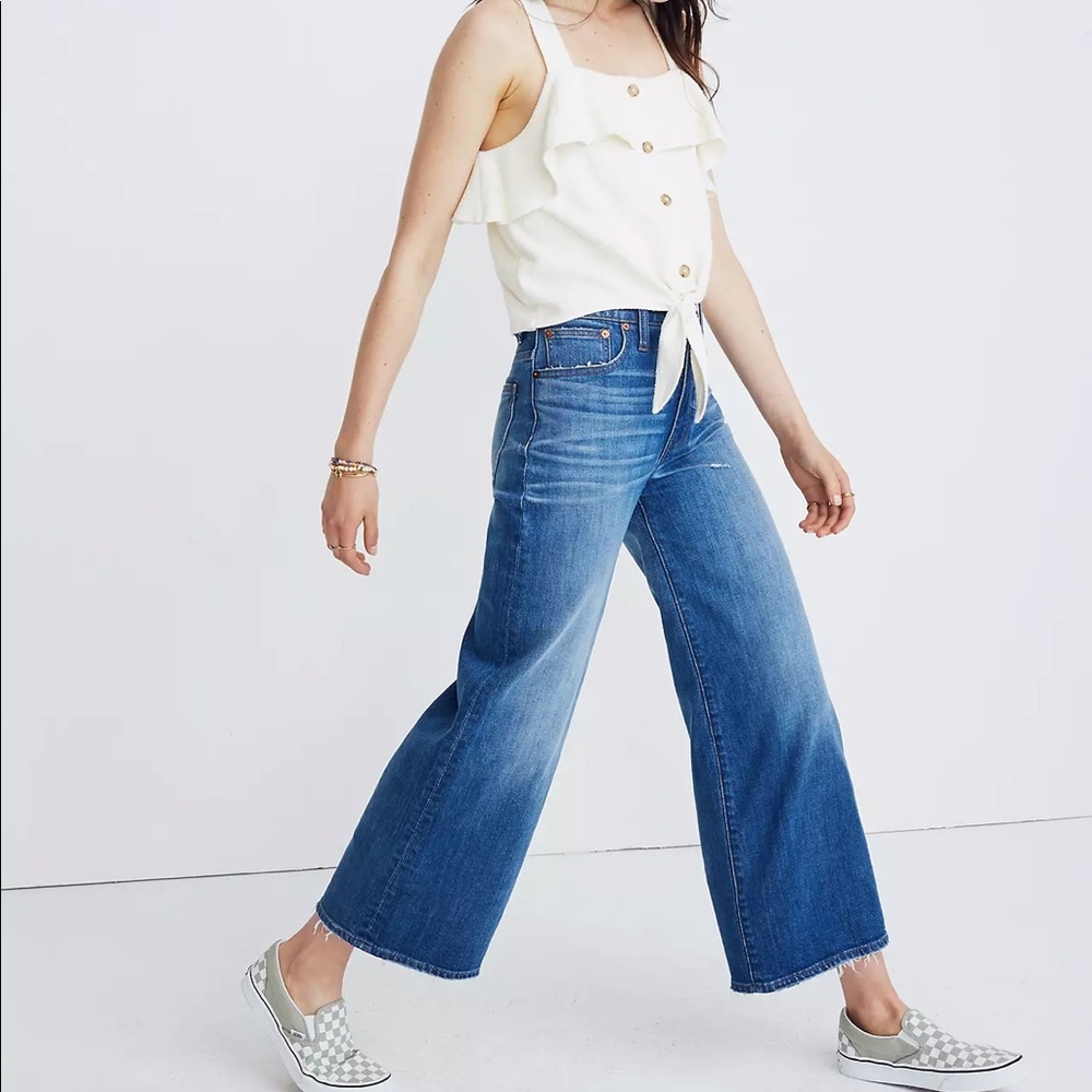 Madewell Texture & Thread Ruffle Tie-Front Tank - Picture 2 of 9
